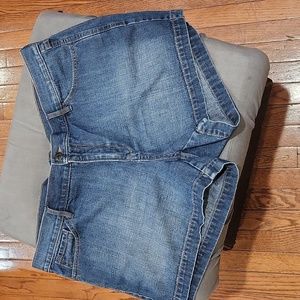 Old Navy demin shorts